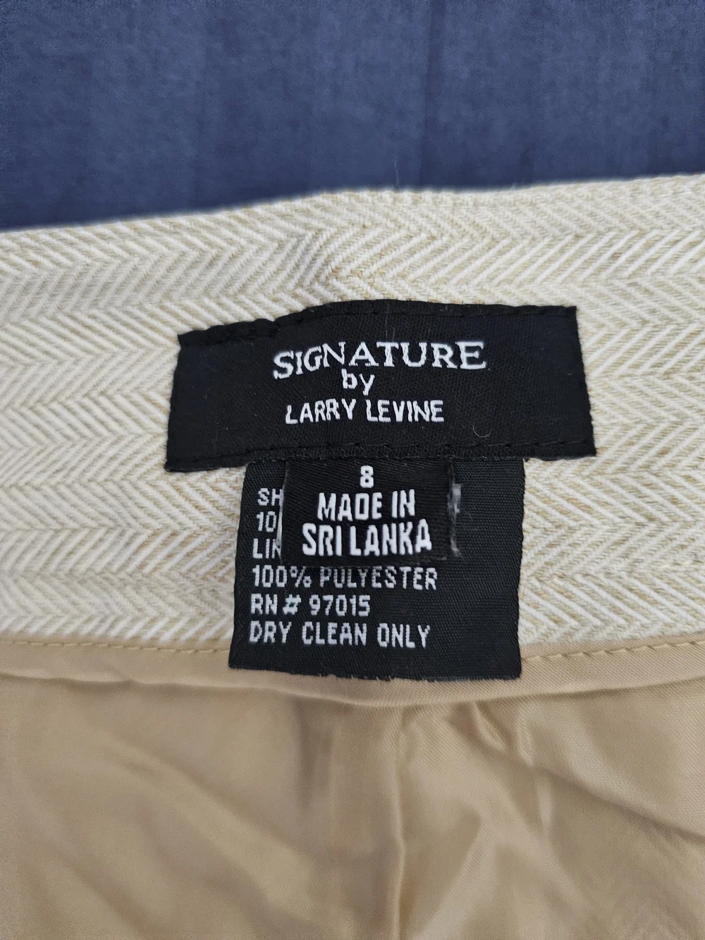 VINTAGE (Y2K) Exellent.  Signature By Larry Levine Wms 2 Pcs Pants Suit SIZE 8. - Picture 3 of 16